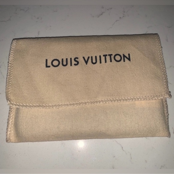 Louis Vuitton ID card holder wallet - Picture 5 of 11